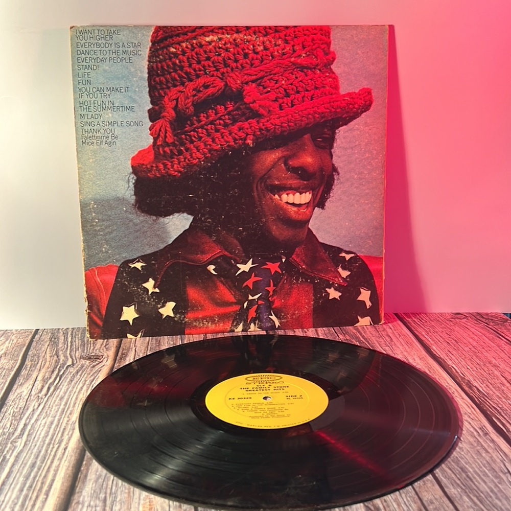**Sly and the Family Stone - Greatest Hits Vinyl Album (1969) - Vintage** - Picture 3 of 7